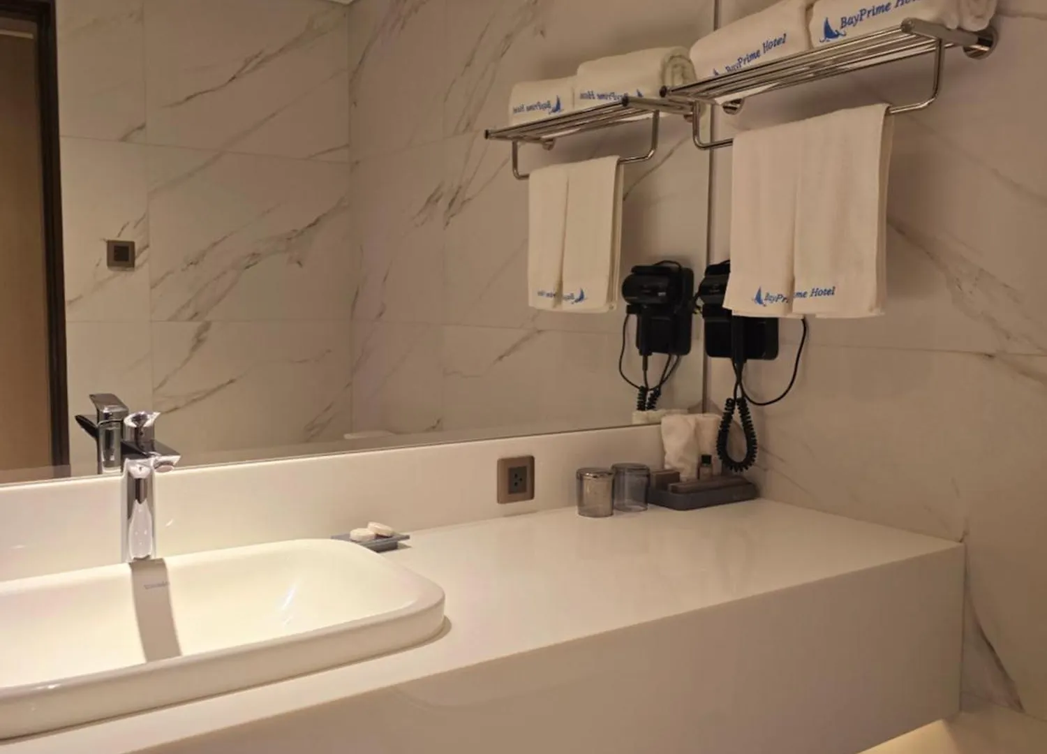Bayprime Hotel Paranaque City 4*,  Philippines
